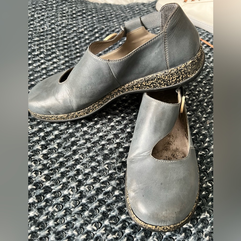 Super comfy loafers